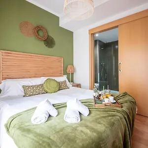 sf1-sagrada-familia-bright-quiet-apartment.catalonia-hotels.com/